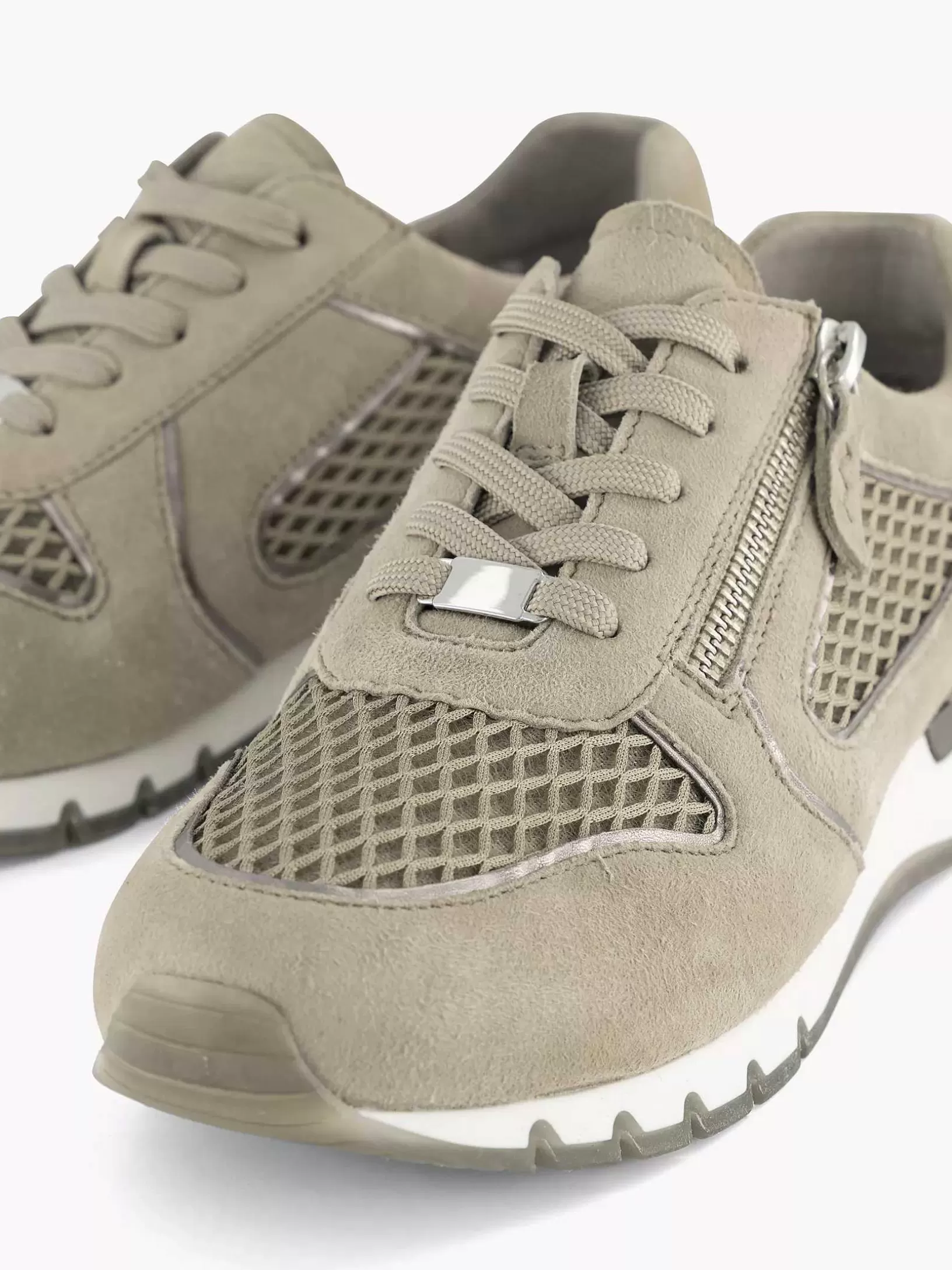 Ladies Medicus Sand-Colored Leather Comfort Sneaker